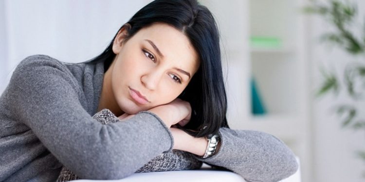 Bu belirtileri ihmal etmeyin: Kadınları en fazla etkileyen hastalıklarda erken teşhis için bilinmesi gerekenler