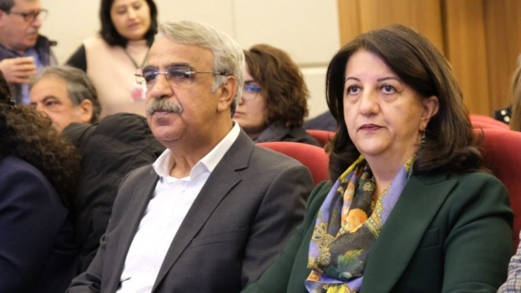 Buldan ve Sancar'dan Twitter kısıtlamasına tepki:  Zulümdür