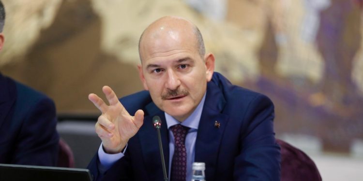 Soylu’dan ABD Büyükelçisi’ne: “Pis Ellerini Çek”