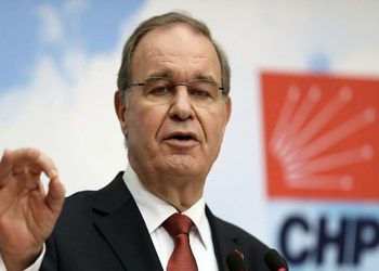 CHP'li Öztrak: Milletimiz kendine sırt çevirenlere hakkını sandıkta zaten helal etmeyecek