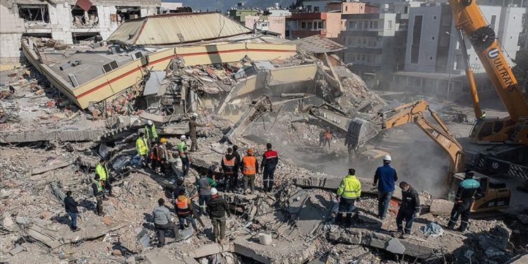 CHP'li Yavuzyılmaz: AFAD'ın kendisi afet,suç duyurusunda bulunacağız