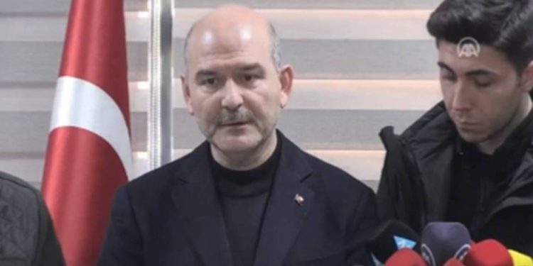 CHP'li vekillerden Soylu'ya tepki: İnsanda biraz utanma olur