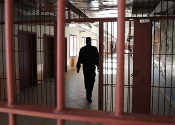 Cezaevlerindeki mahpuslara deprem nedeniyle görüş kolaylığı sağlanacak