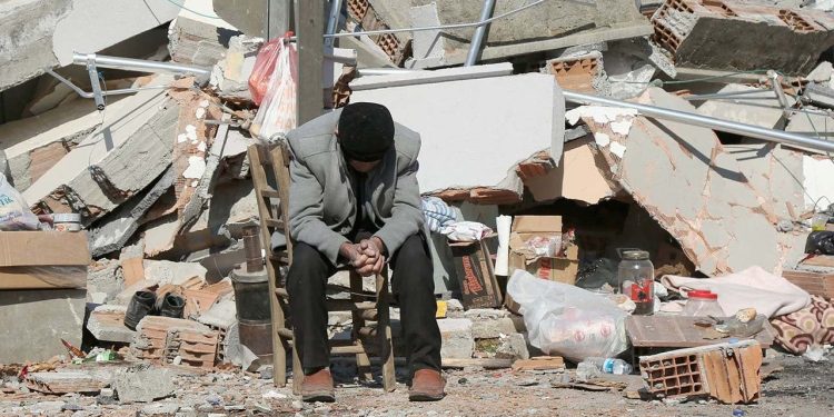 Çin'den 53 ton çadırın bugün İstanbul'a ulaşması bekleniyor