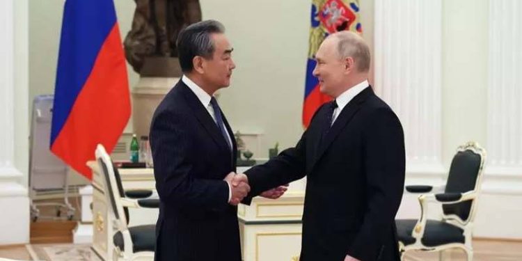 Çin'in diplomasi atağının hedefi ne?