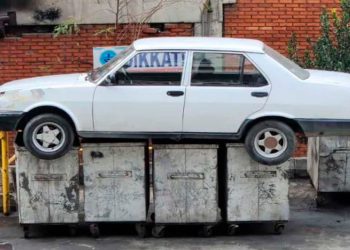 Çöpe atılan aracın sahibi: Aracımı hor gördüler