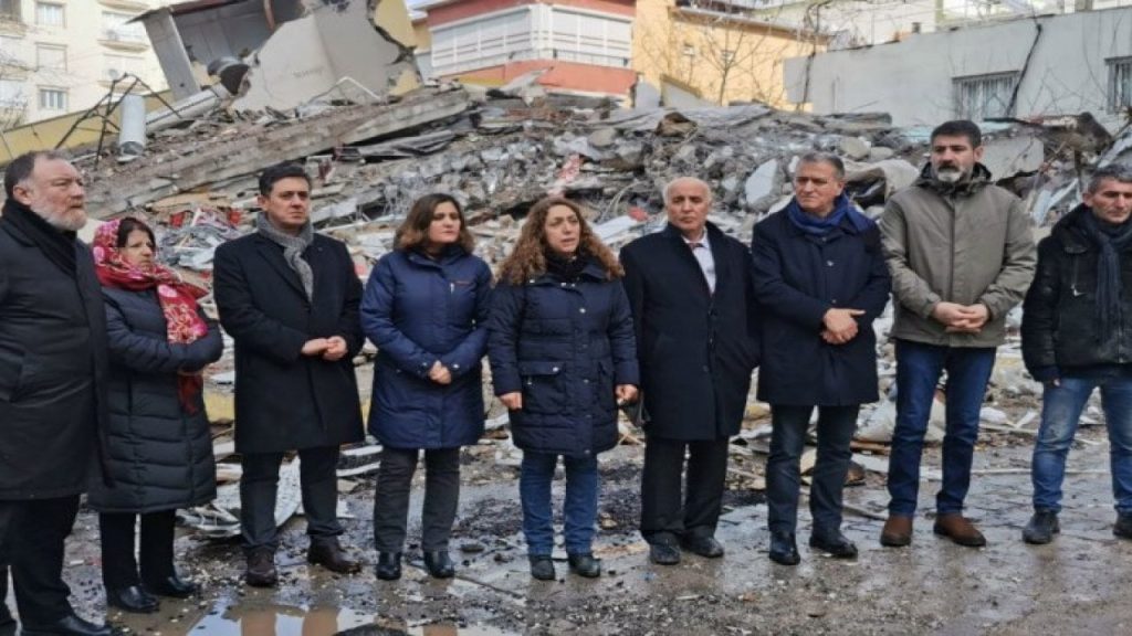 DBP ve HDP heyeti Pazarcık'ta: 'Devlet enkaz altında kaldı'