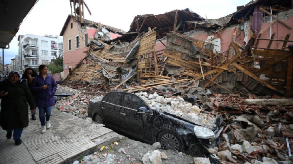 DSÖ'den deprem açıklaması: Haber alınamayan bölgelerden endişe duyuyoruz