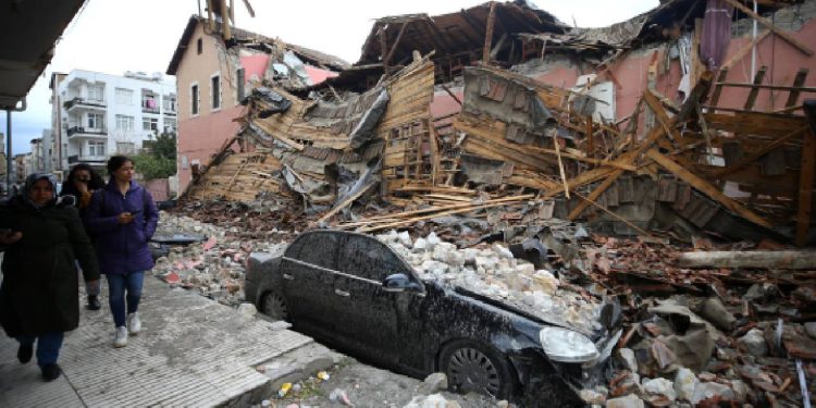 DSÖ'den deprem açıklaması: Haber alınamayan bölgelerden endişe duyuyoruz