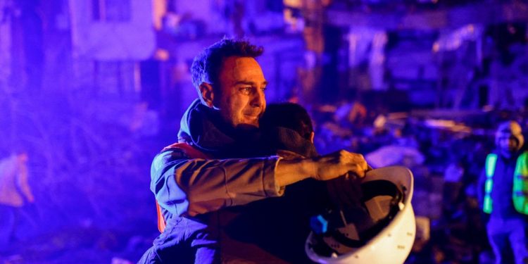 DSÖ'den depremler nedeniyle Üçüncü Seviye Acil Durum ilanı