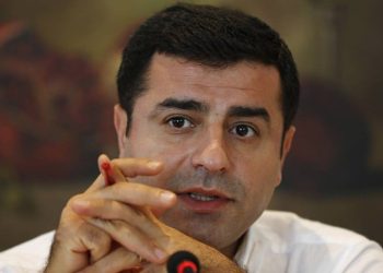 Demirtaş 'Gücüme gitti' dedi: Alın terinizle ürettiğiniz fındığı, fıstığı neden gönlünüzce yiyemiyorsunuz?