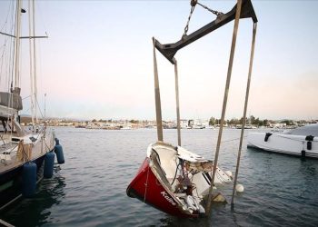 Deniz kaynaması nedir? Deprem belirtisi mi? İstanbul Yenikapı'da deniz kaynamasının nedeni nedir?