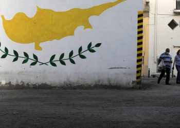 Deprem Kıbrıs'ta tsunamiye yol açtı, İtalya da uyarı verdi