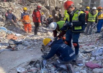 Deprem bölgesi için 'asbest' ve 'akciğer hastalığı' uyarısı