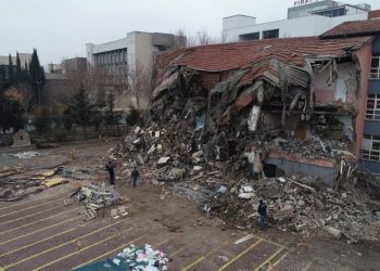 Deprem bölgesinden 166 bin 238 öğrenci nakil oldu