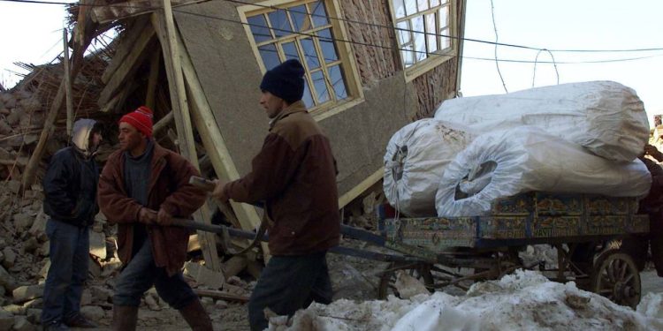 Deprem çantasında neler olmalı? Deprem çantası nasıl hazırlanır?