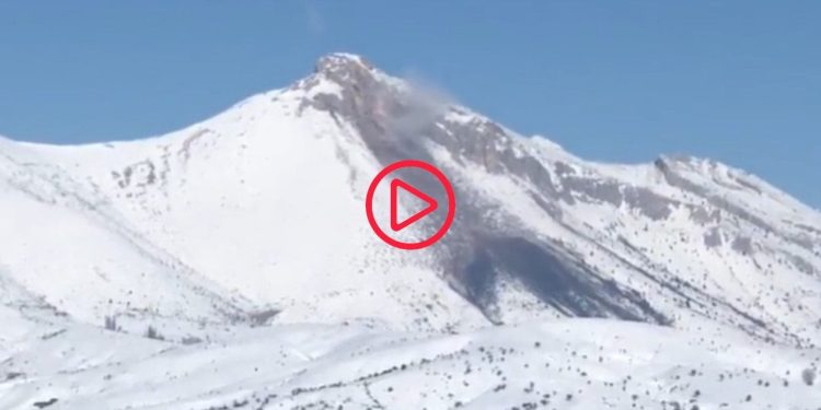 Deprem sonrası Maraş ve Adıyaman'da dağdan kütle akıntısı