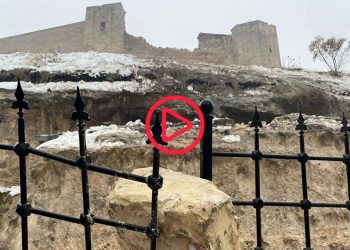 Depremde hasar gören Antep Kalesi havadan görüntülendi