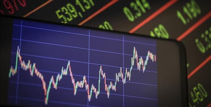 Borsa İstanbul’da deprem sonrası çimento, inşaat hisselerinde başlayan yükseliş devam ediyor. Çoğu şirketin hisse fiyatı ikiye katlandı.