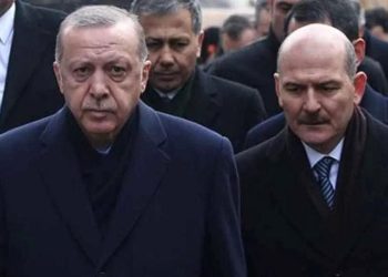 Depremlerdeki can kayıplarından dolayı Erdoğan ve bakanlar hakkında suç duyurusu