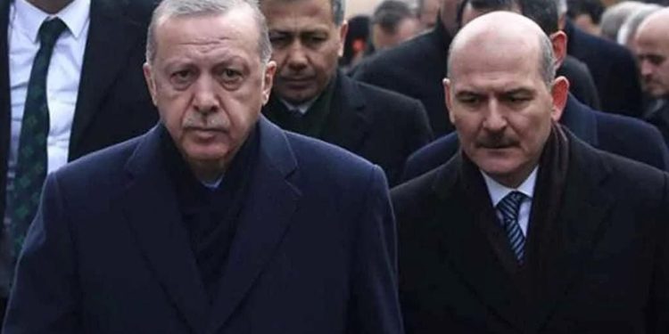 Depremlerdeki can kayıplarından dolayı Erdoğan ve bakanlar hakkında suç duyurusu