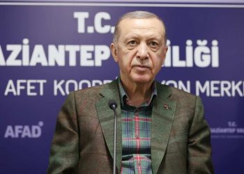 Depremlerin ardı arkası kesilmiyor; Erdoğan yarın inşaata başlıyor