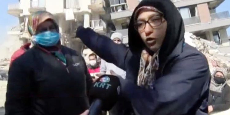 Depremzede: Enkaz altında bağıra bağıra çocuğun sesi kısıldı, 11 gündür gelen yok!