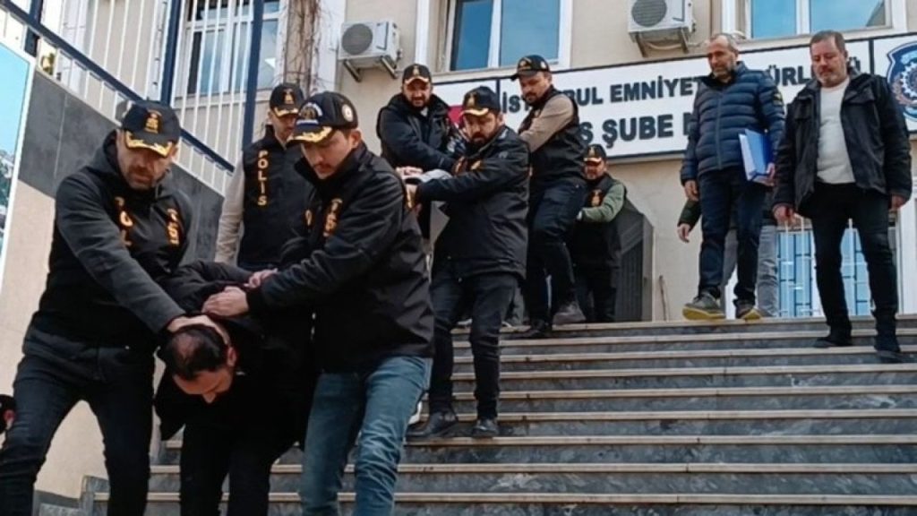 Depremzede Nedim Akarsu’yu ‘yardım’ vaadiyle dolandıran 6 kişi tutuklandı