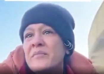 Depremzede anne: Bebeğime mama çaldım, bez çaldım, idareciler bir su bile vermedi