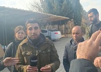 Depremzede gencin isyanını babası bastırmaya çalıştı: 'Tutuklanmasın'