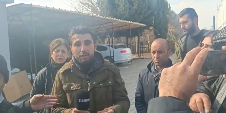 Depremzede gencin isyanını babası bastırmaya çalıştı: 'Tutuklanmasın'