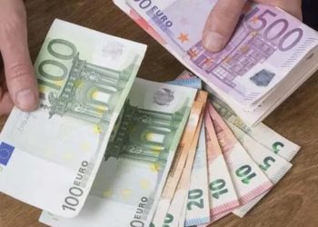 Dolar haftayı 18,83 TL, Euro da 20,14 lira seviyesinden kapattı