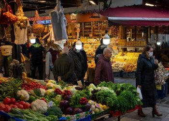 Dünya Bankası verilerine göre Türkiye, gıda enflasyonunda dünya beşincisi oldu.