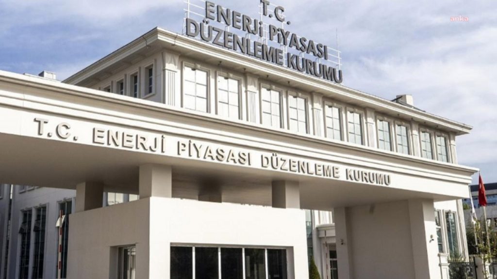 EPDK'dan depremde zarar gören akaryakıt istasyonları için yükümlülüklerin ertelenmesi kararı