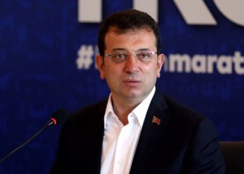 Ekrem İmamoğlu'ndan uzaktan eğitim tepkisi: Bu yanlıştan acilen dönün