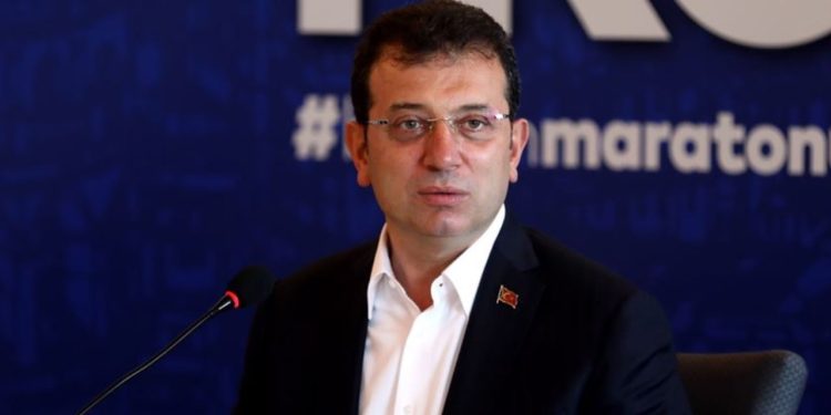 Ekrem İmamoğlu'ndan uzaktan eğitim tepkisi: Bu yanlıştan acilen dönün