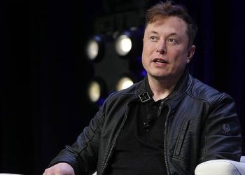 "Elon Musk, tweetleri Joe Biden'dan az görüntülenince algoritmanın yeniden düzenlenmesini istedi"