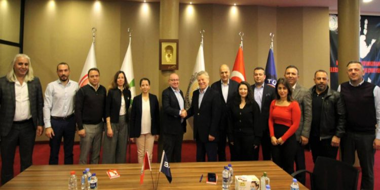 Emekçilerin grev kararının ardından Tekgıda-İş Sendikası ve British Tobacco toplu sözleşme imzaladı