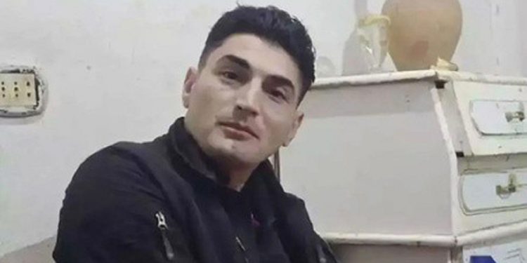 Enkazdan 'ölü' olarak çıkarılan genç mezarlıkta canlandı!