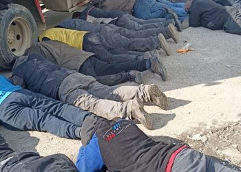 Enkazlarda hırsızlık yaptığı öne sürülen 20 şüpheli gözaltında