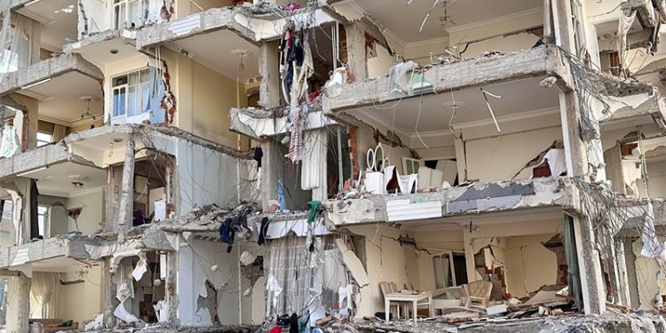 Erdoğan, İskenderun’daki 6 mahallenin ‘riskli bölge’ kararını 1 yıl önce kaldırmış