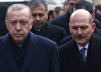 'Erdoğan, Soylu'yu diğer bakanlar ve AKP'li üst düzey yöneticilerin huzurunda azarladı'