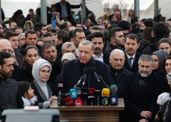 Erdoğan çadır kentlerden çıkamadı