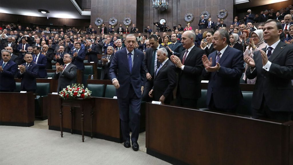 Erdoğan’ın ‘aldığınız maaş haram’ dediği AKP’li vekillerin listesi