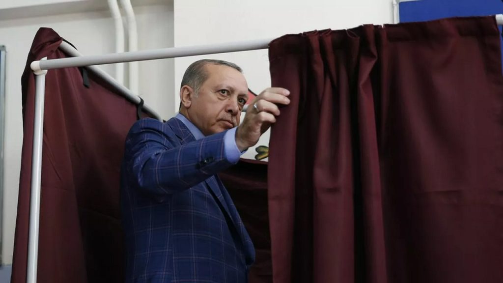 Erdoğan'ın seçim için hangi tarihi istediği ortaya çıktı: 'Bazı partililer karşı çıkıyor ama...'