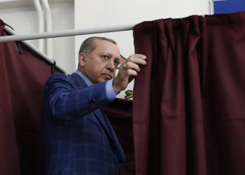 Erdoğan'ın seçim için hangi tarihi istediği ortaya çıktı: 'Bazı partililer karşı çıkıyor ama...'