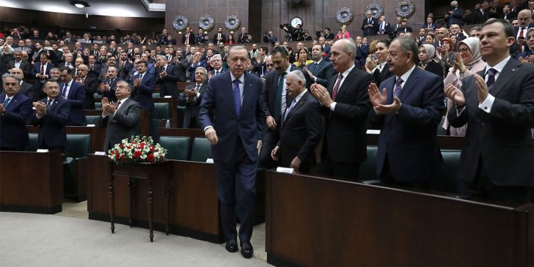 Erdoğan’ın ‘aldığınız maaş haram’ dediği AKP’li vekillerin listesi