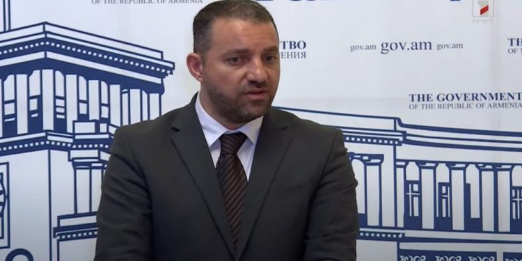 Ermenistan Ekonomi Bakanı: Türkiye ile kara sınırının açılması yüksek büyümeye yol açar