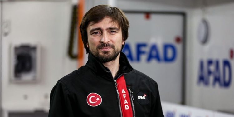 Eski AFAD Başkanı Güllüoğlu, Türkiye’ye çağrıldı