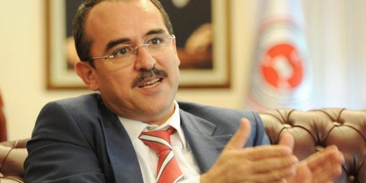 Eski Adalet Bakanı Sadullah Ergin'in kardeşi ve eniştesi de depremde öldü